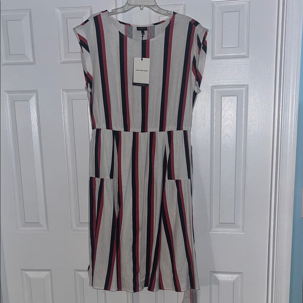 Chic Striped Cap Sleeve Dress